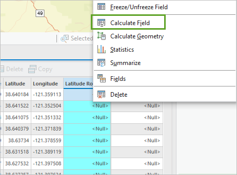 Option "Feld berechnen" zum Berechnen eines neuen Wertes für das Feld "Latitude Rounded"