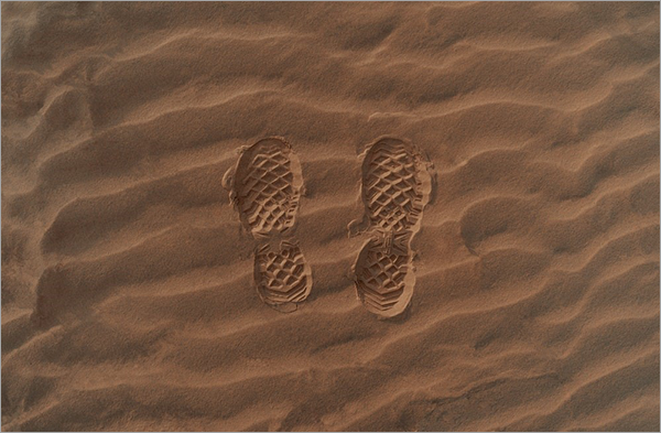 Fußspuren in Sand