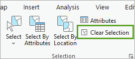 Clear Selection (Effacer la sélection) dans le groupe Selection (Sélection) dans l’onglet Map (Carte)