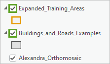 Expanded_Training_Areas レイヤーと Buildings_and_Roads_Examples レイヤーがオンになっている状態