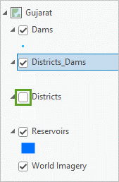 Слой Districts отключен на панели Содержание