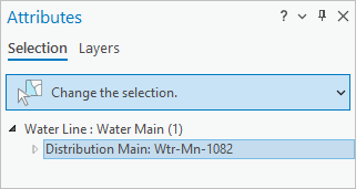 “属性”窗格中描述为“配水主管：Wtr-Mn-1082”的选定要素